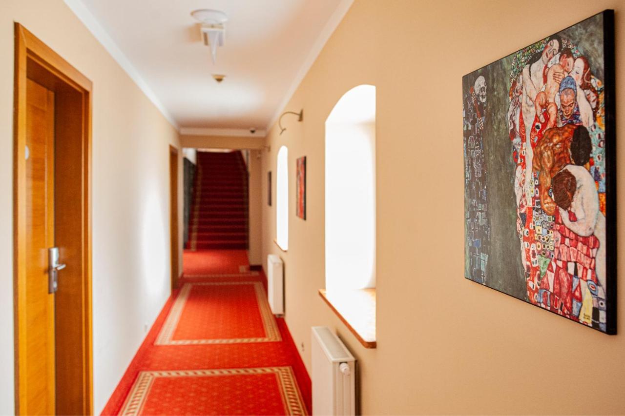 Hotel Spichlerz Lubawa 外观 照片